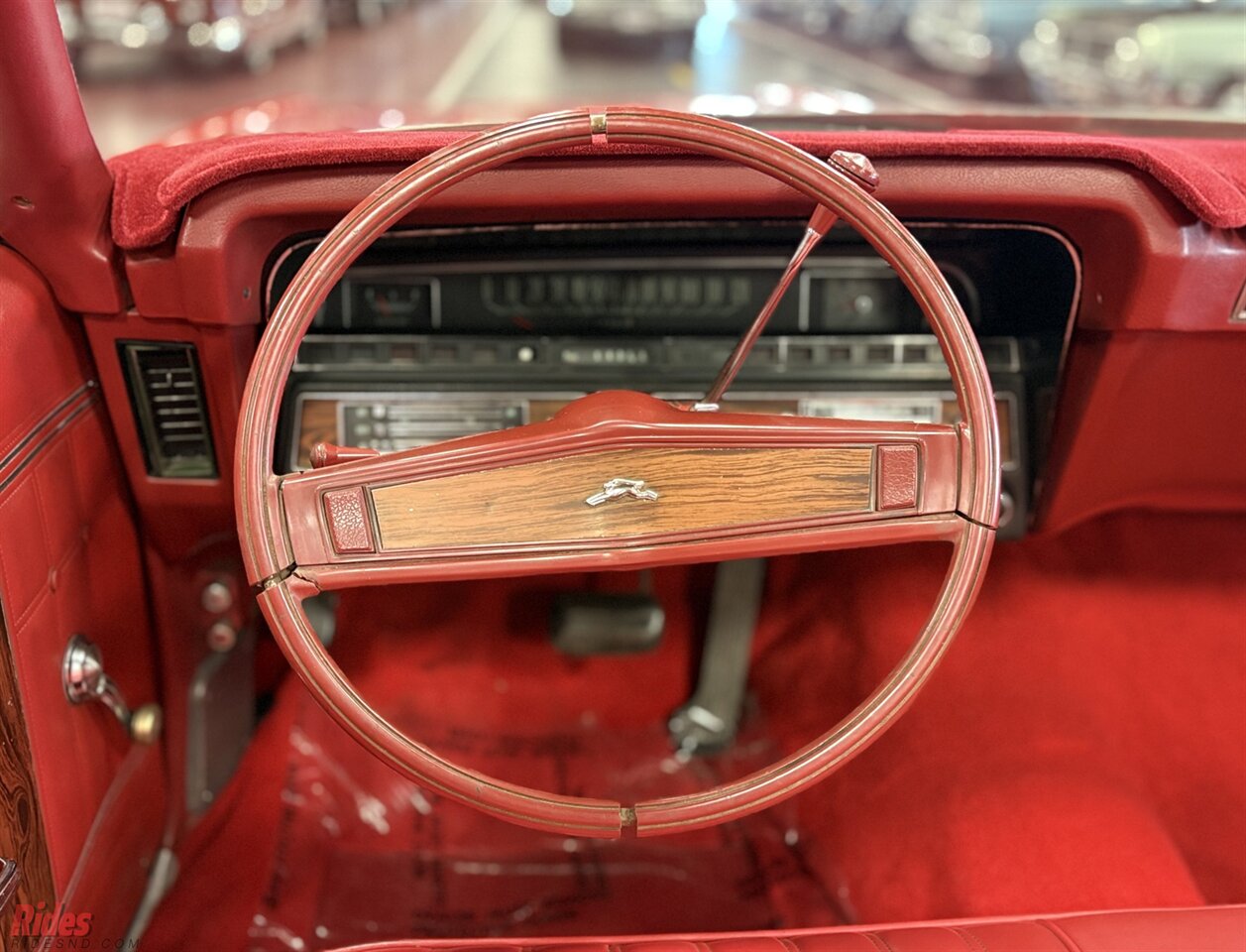 1970 Chevrolet Impala Convertible   - Photo 11 - Bismarck, ND 58503