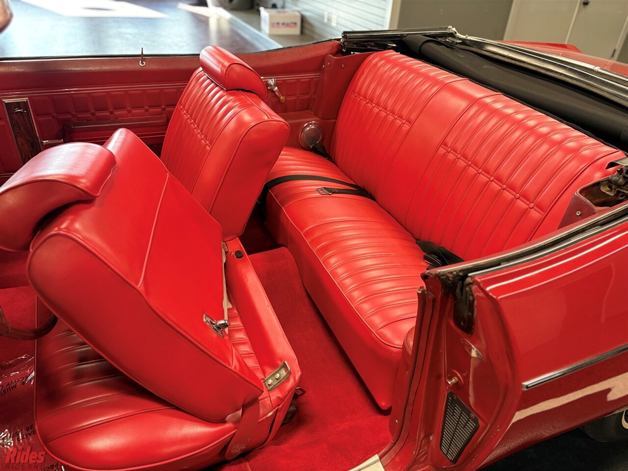 1970 Chevrolet Impala Convertible   - Photo 14 - Bismarck, ND 58503