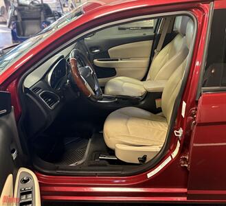 2013 Chrysler 200 Limited   - Photo 6 - Bismarck, ND 58503