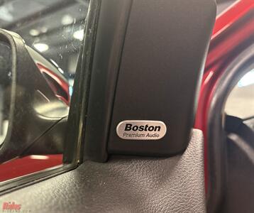 2013 Chrysler 200 Limited   - Photo 8 - Bismarck, ND 58503