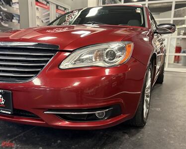 2013 Chrysler 200 Limited   - Photo 2 - Bismarck, ND 58503
