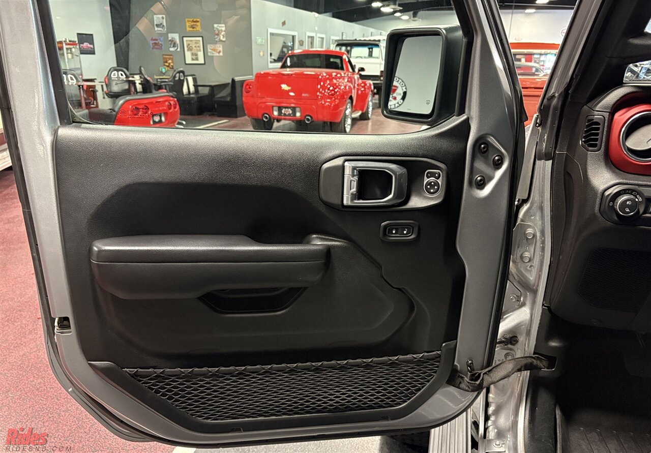 2021 Jeep Gladiator Rubicon  Custom Short Box - Photo 13 - Bismarck, ND 58503