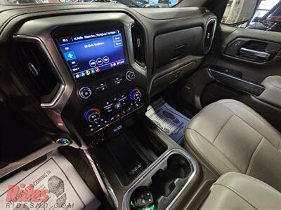 2019 Chevrolet Silverado 1500 LTZ   - Photo 32 - Bismarck, ND 58503