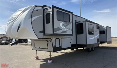 2019 Coachmen Chaparral 370FL   - Photo 6 - Bismarck, ND 58503