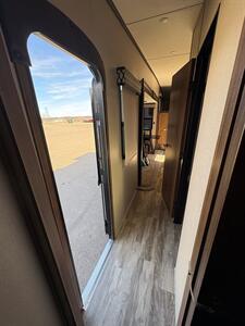2019 Coachmen Chaparral 370FL   - Photo 46 - Bismarck, ND 58503