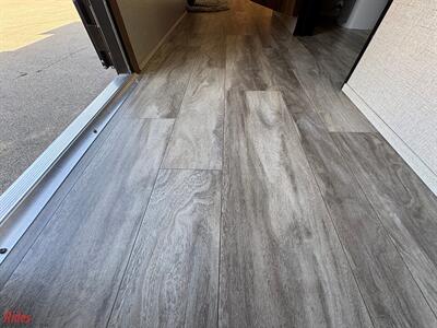 2019 Coachmen Chaparral 370FL   - Photo 47 - Bismarck, ND 58503