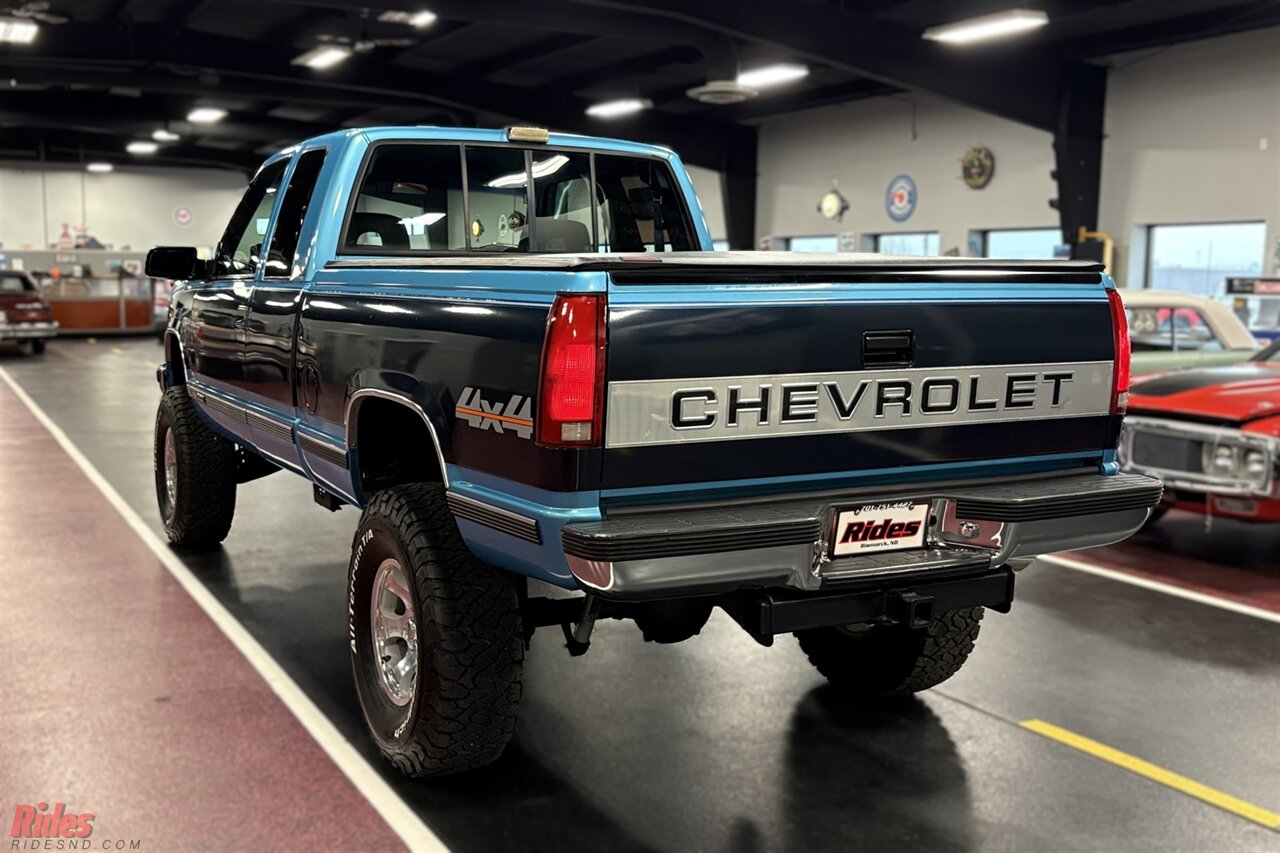1993 Chevrolet K1500 Silverado   - Photo 17 - Bismarck, ND 58503