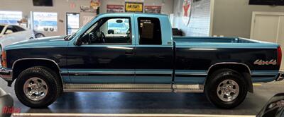 1993 Chevrolet C/K 1500 Series K1500 Silverado   - Photo 16 - Bismarck, ND 58503