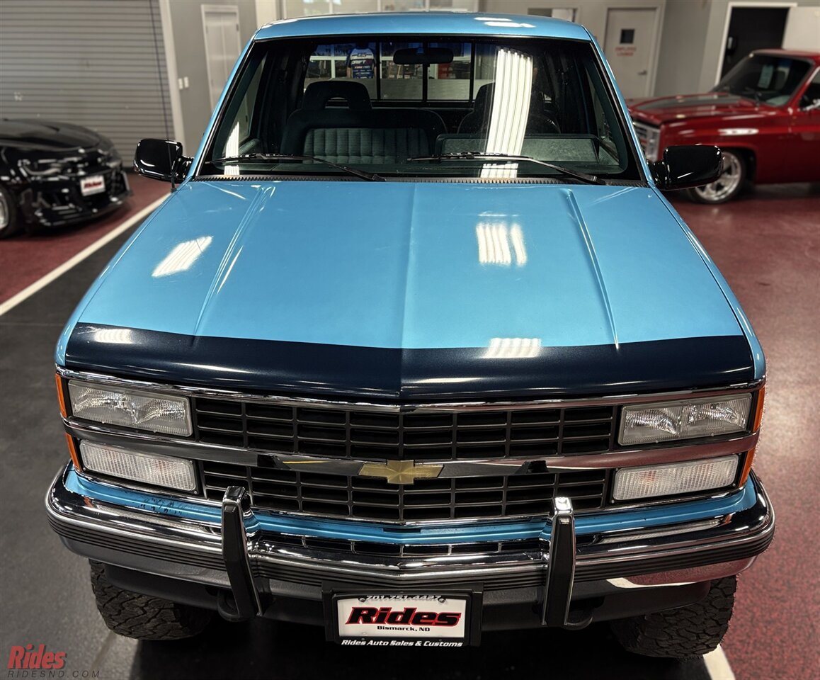 1993 Chevrolet K1500 Silverado   - Photo 37 - Bismarck, ND 58503