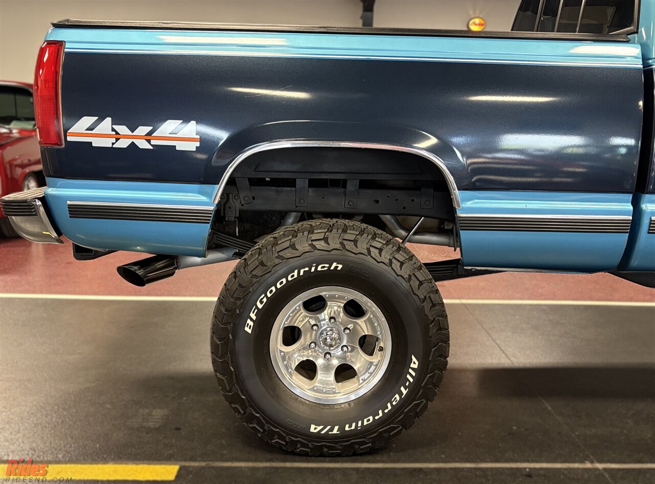 1993 Chevrolet K1500 Silverado   - Photo 25 - Bismarck, ND 58503