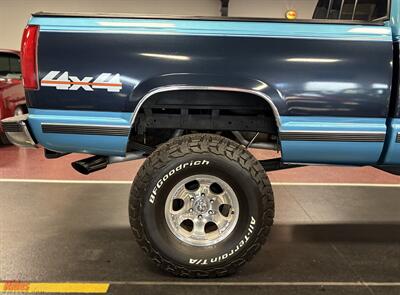 1993 Chevrolet K1500 Silverado   - Photo 25 - Bismarck, ND 58503