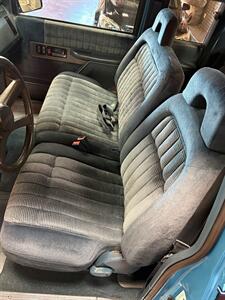 1993 Chevrolet C/K 1500 Series K1500 Silverado   - Photo 57 - Bismarck, ND 58503