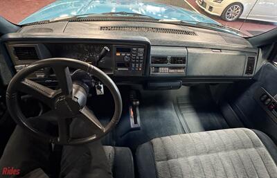 1993 Chevrolet C/K 1500 Series K1500 Silverado   - Photo 51 - Bismarck, ND 58503