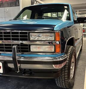 1993 Chevrolet C/K 1500 Series K1500 Silverado   - Photo 4 - Bismarck, ND 58503