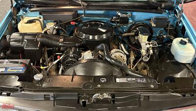 1993 Chevrolet C/K 1500 Series K1500 Silverado   - Photo 46 - Bismarck, ND 58503
