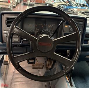 1993 Chevrolet K1500 Silverado   - Photo 42 - Bismarck, ND 58503