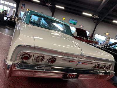 1964 Chevrolet Impala SS   - Photo 7 - Bismarck, ND 58503