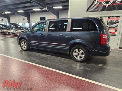 2008 Dodge Grand Caravan SXT   - Photo 7 - Bismarck, ND 58503