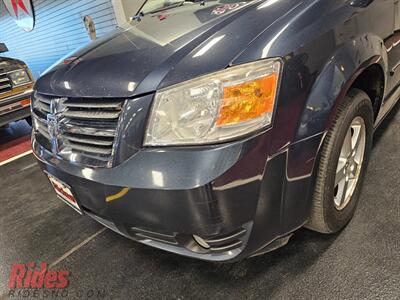 2008 Dodge Grand Caravan SXT   - Photo 2 - Bismarck, ND 58503