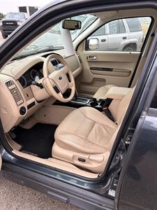 2008 Ford Escape Limited   - Photo 10 - Bismarck, ND 58503