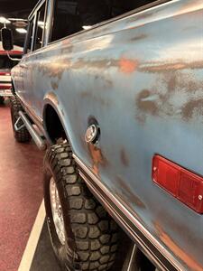 1971 Chevrolet Suburban K20   - Photo 12 - Bismarck, ND 58503