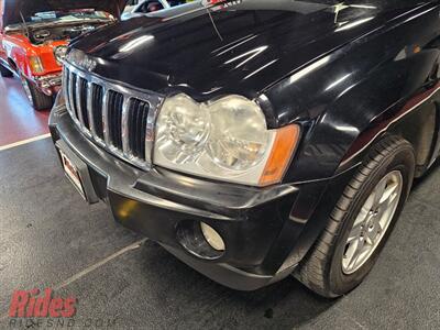 2006 Jeep Grand Cherokee Limited   - Photo 2 - Bismarck, ND 58503