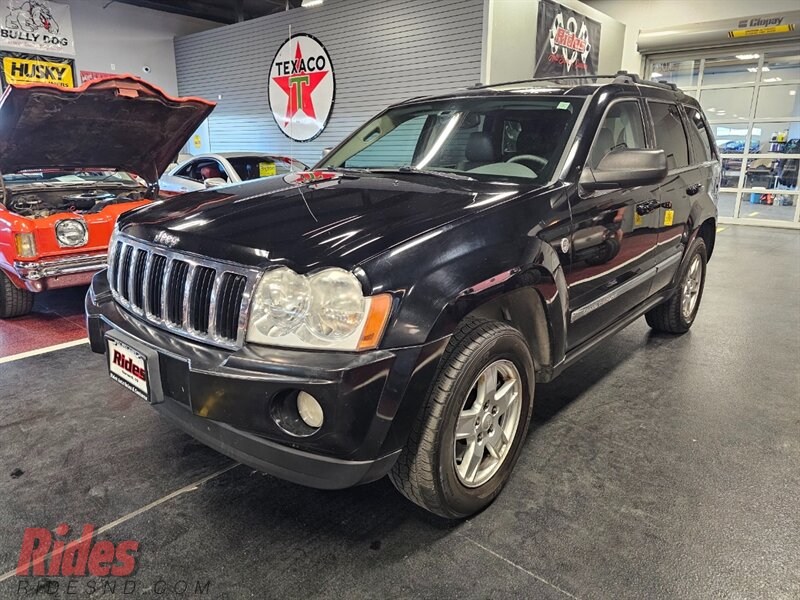 2006 Jeep Grand Cherokee Limited - Photo 1 - Bismarck, ND 58503