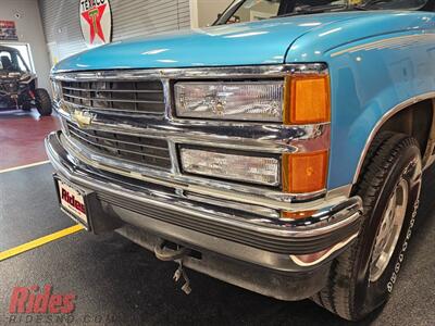 1994 Chevrolet K1500 Silverado   - Photo 2 - Bismarck, ND 58503