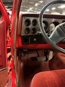 1987 Chevrolet V 10 Silverado   - Photo 38 - Bismarck, ND 58503