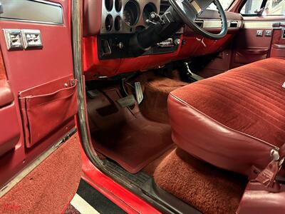 1987 Chevrolet V 10 Silverado   - Photo 39 - Bismarck, ND 58503
