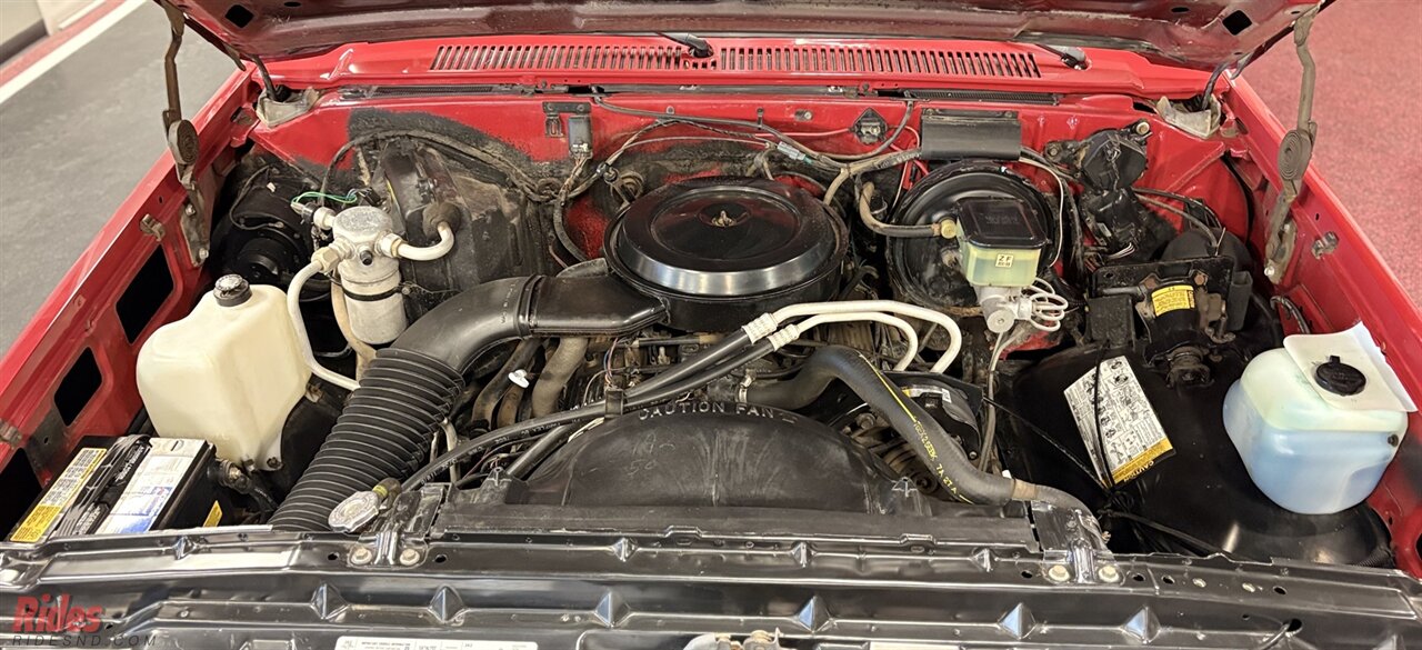 1987 Chevrolet V 10 Silverado   - Photo 34 - Bismarck, ND 58503