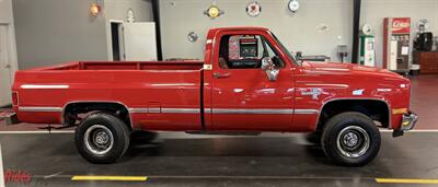 1987 Chevrolet V 10 Silverado   - Photo 21 - Bismarck, ND 58503