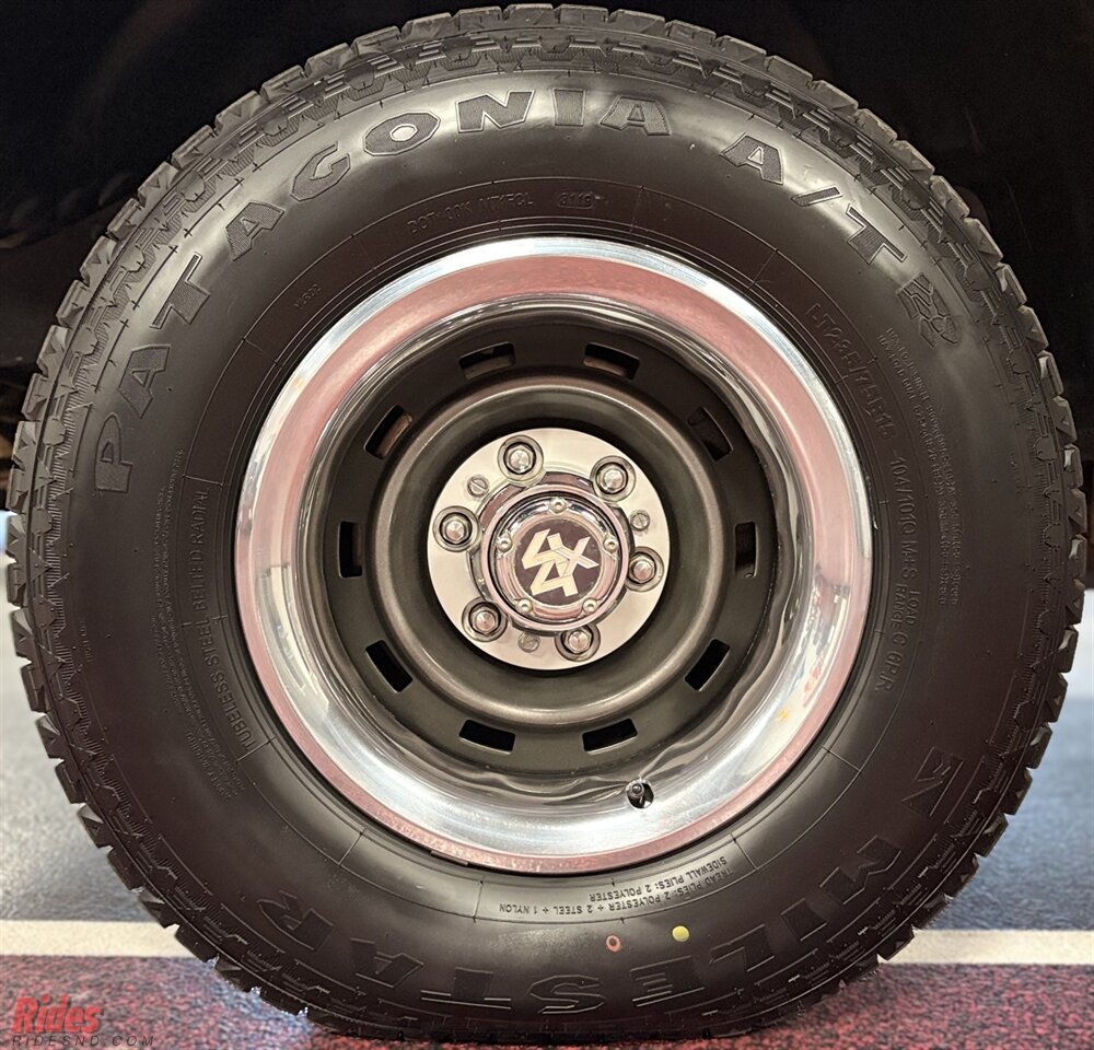 1987 Chevrolet V 10 Silverado   - Photo 6 - Bismarck, ND 58503