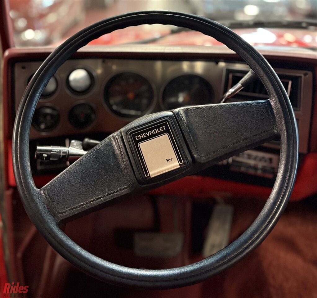 1987 Chevrolet V 10 Silverado   - Photo 40 - Bismarck, ND 58503