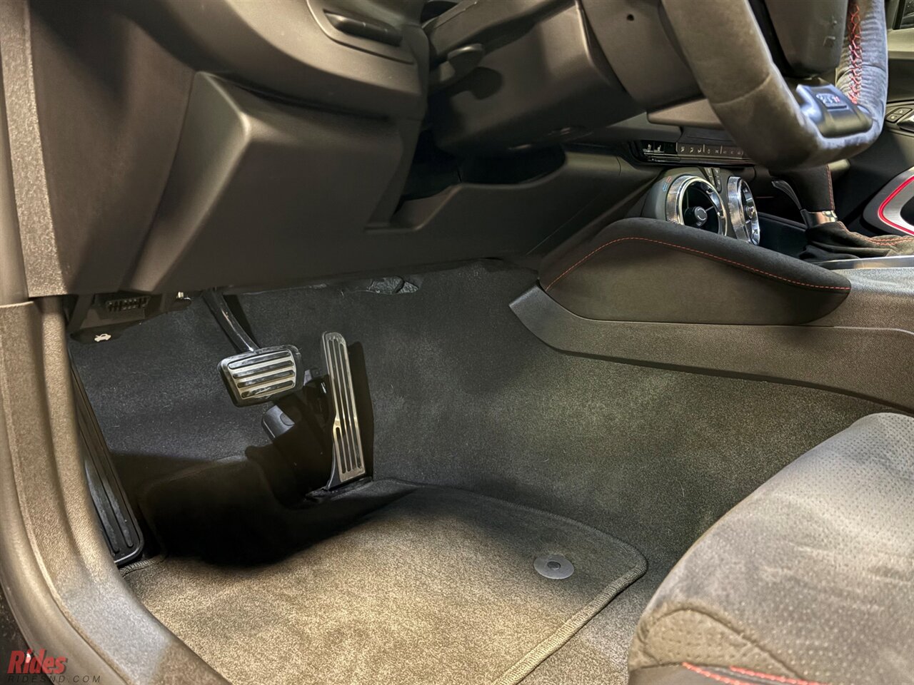 2018 Chevrolet Camaro ZL1   - Photo 47 - Bismarck, ND 58503
