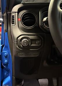 2026 Jeep Gladiator Rubicon   - Photo 21 - Bismarck, ND 58503