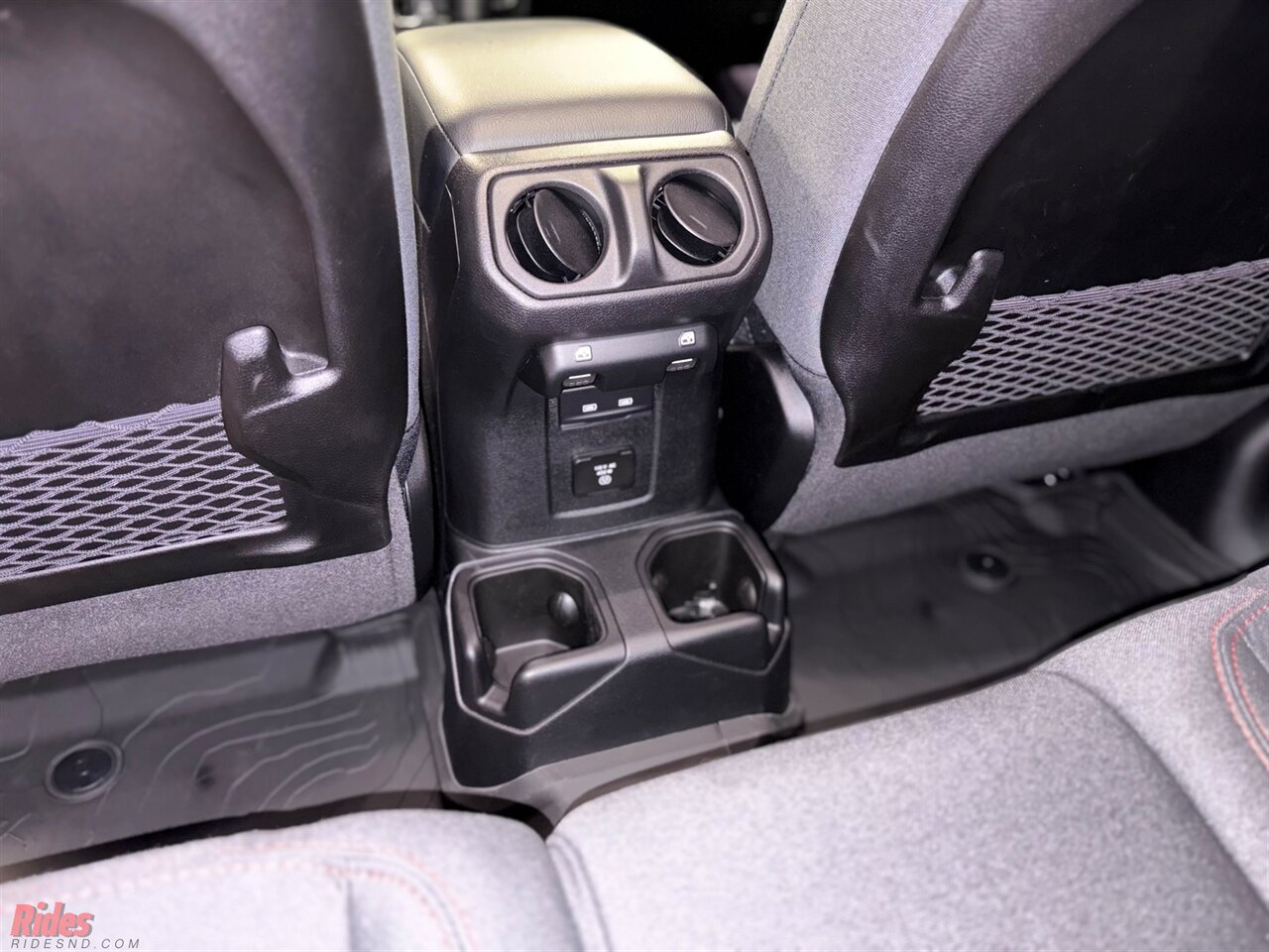 2026 Jeep Gladiator Rubicon   - Photo 37 - Bismarck, ND 58503