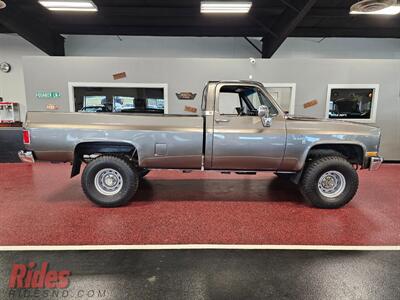 1985 Chevrolet C/K 10 Series K10 Silverado   - Photo 17 - Bismarck, ND 58503