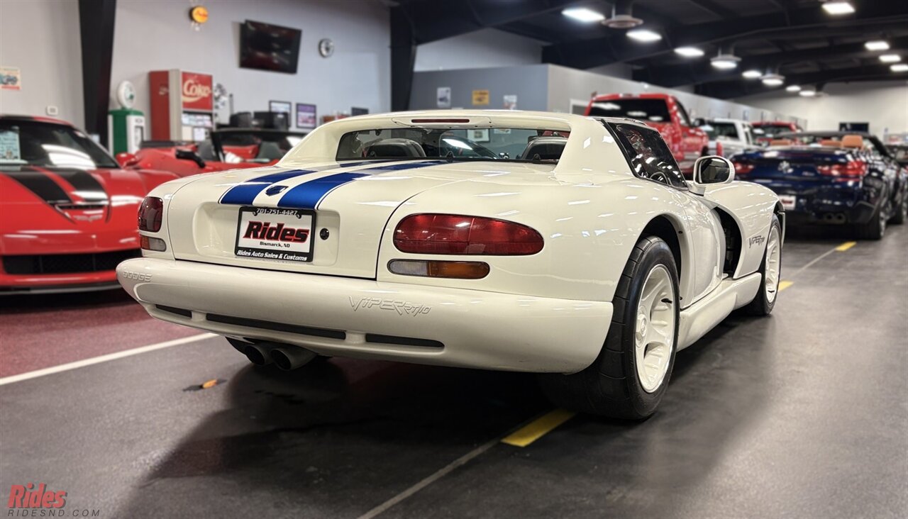 1996 Dodge Viper RT/10   - Photo 41 - Bismarck, ND 58503
