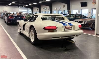 1996 Dodge Viper RT/10   - Photo 32 - Bismarck, ND 58503