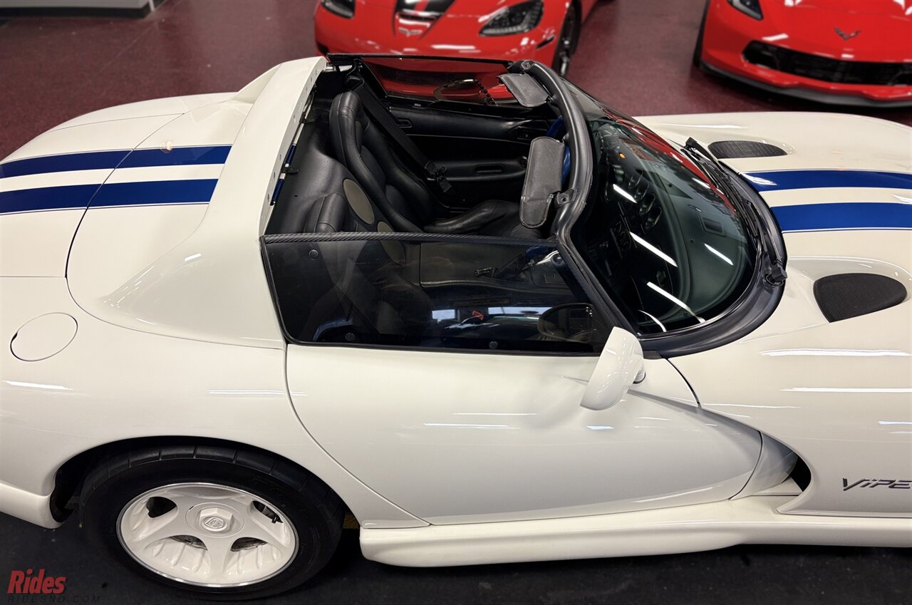 1996 Dodge Viper RT/10   - Photo 48 - Bismarck, ND 58503