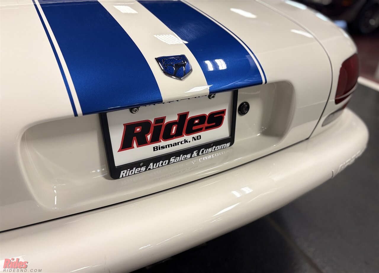 1996 Dodge Viper RT/10   - Photo 34 - Bismarck, ND 58503