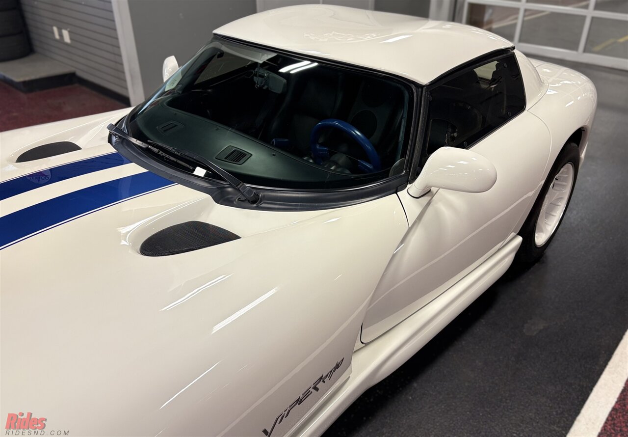 1996 Dodge Viper RT/10   - Photo 7 - Bismarck, ND 58503