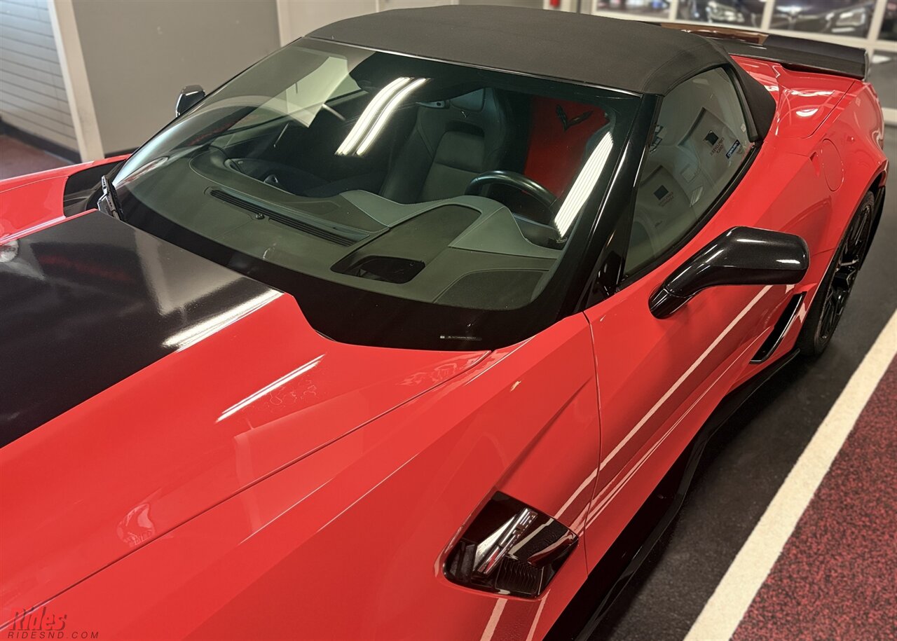 2016 Chevrolet Corvette Z06   - Photo 9 - Bismarck, ND 58503