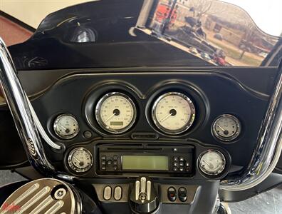 2012 Harley-Davidson Street Glide   - Photo 23 - Bismarck, ND 58503