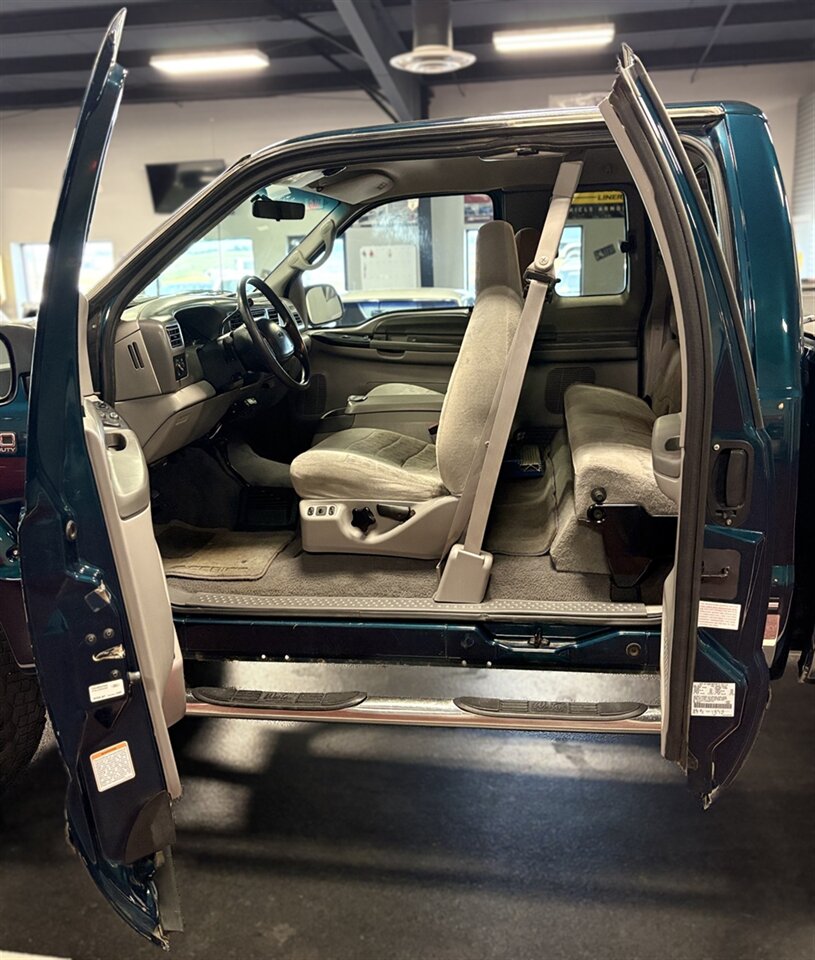 1999 Ford F-250 Super Duty XLT SuperCab   - Photo 15 - Bismarck, ND 58503