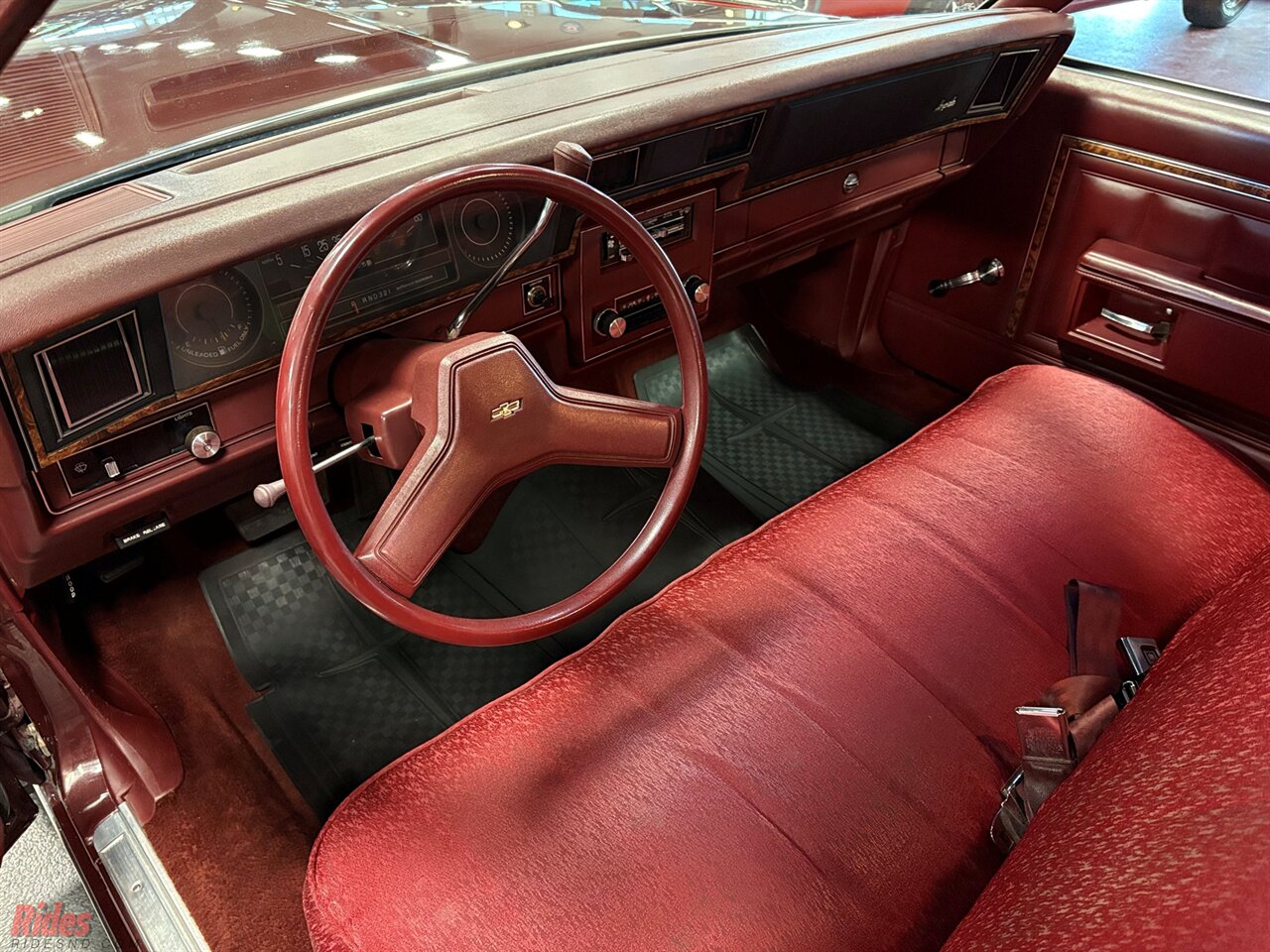 1983 Chevrolet Impala Sedan   - Photo 11 - Bismarck, ND 58503