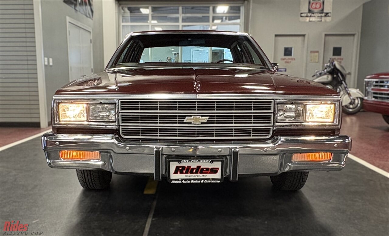 1983 Chevrolet Impala Sedan   - Photo 33 - Bismarck, ND 58503