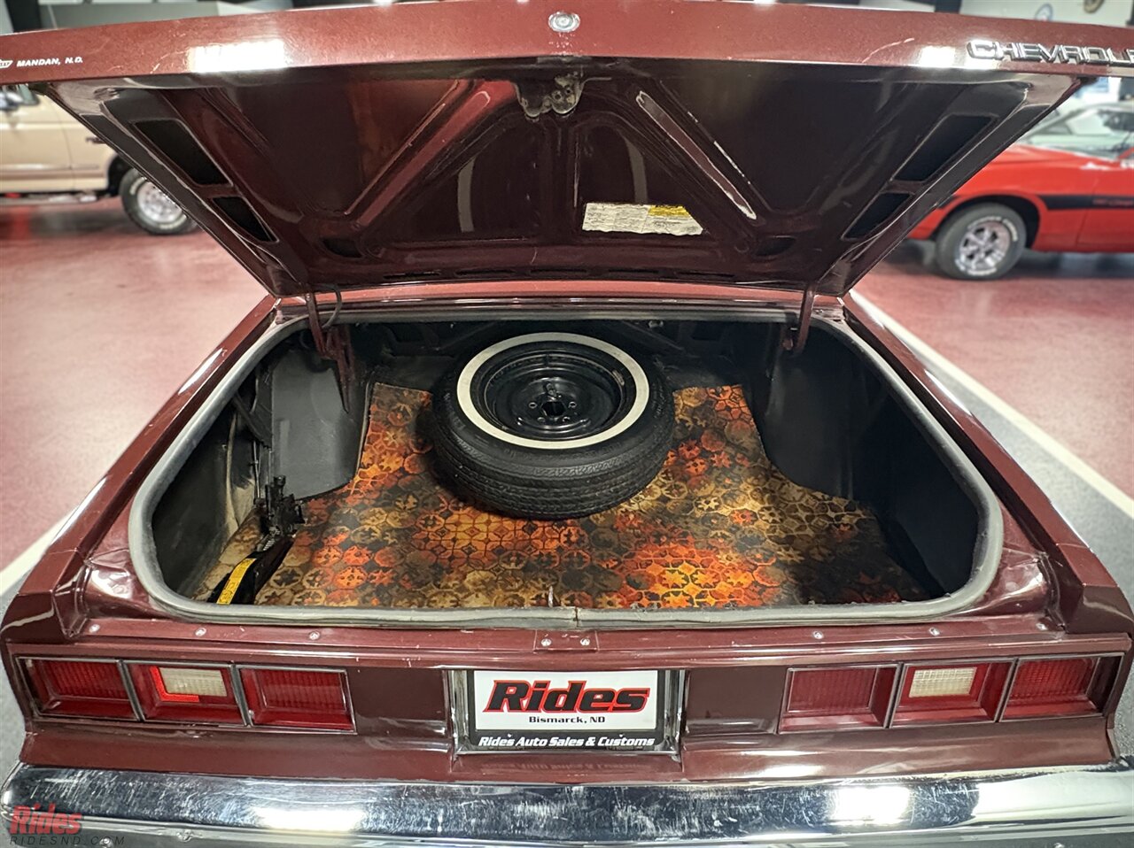 1983 Chevrolet Impala Sedan   - Photo 18 - Bismarck, ND 58503