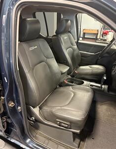 2015 Nissan Frontier PRO-4X   - Photo 27 - Bismarck, ND 58503